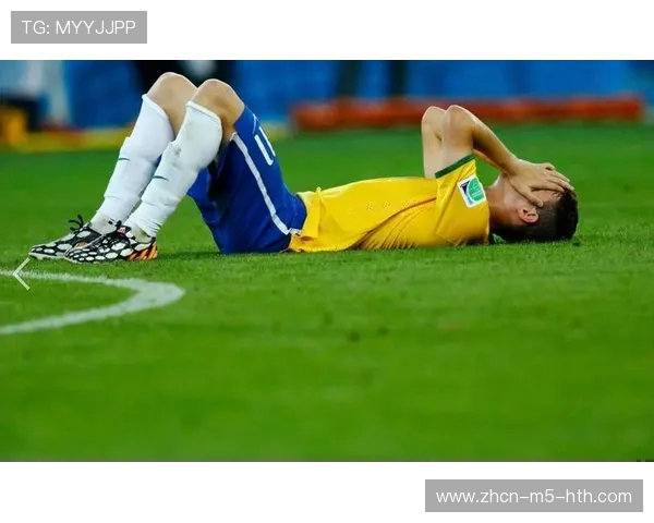 反击中前锋低射破网，完成漂亮转身庆祝的精彩瞬间